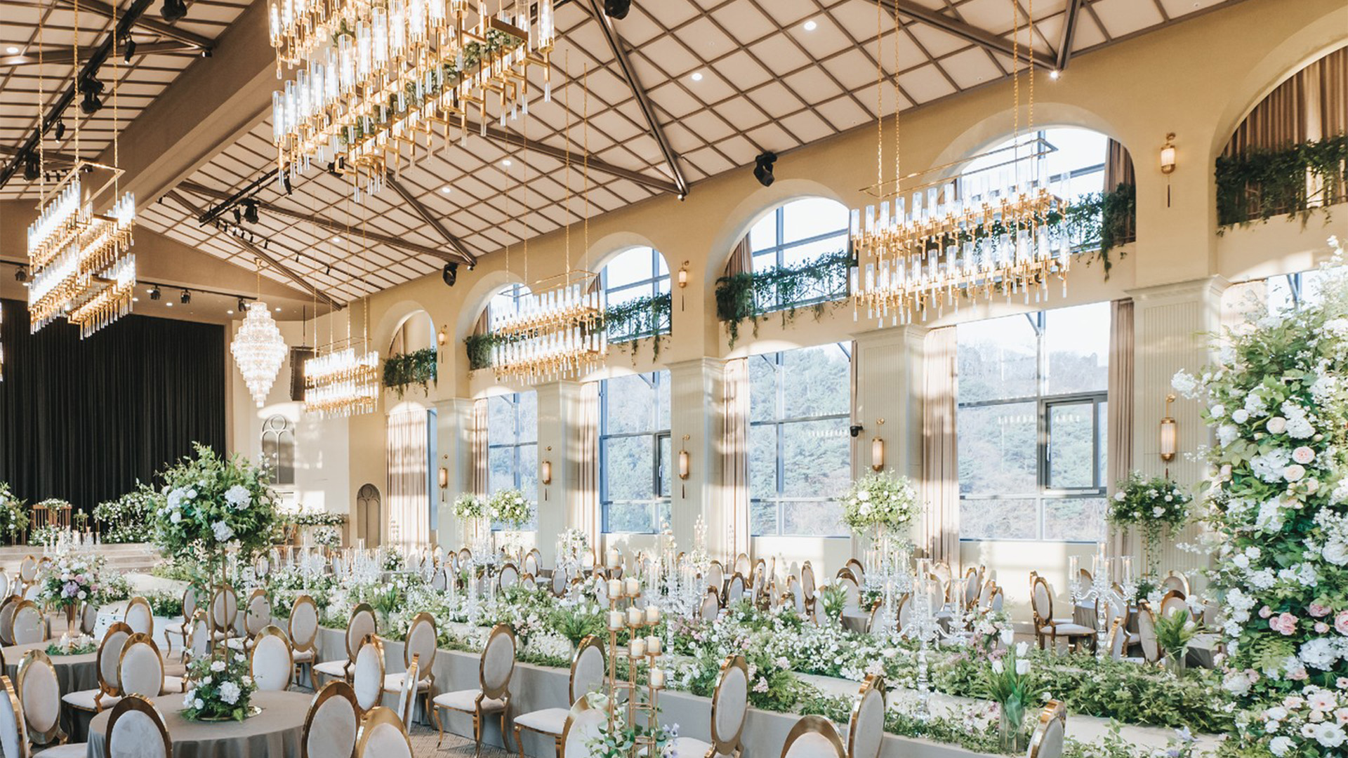 그랜드모먼트-시그니처홀